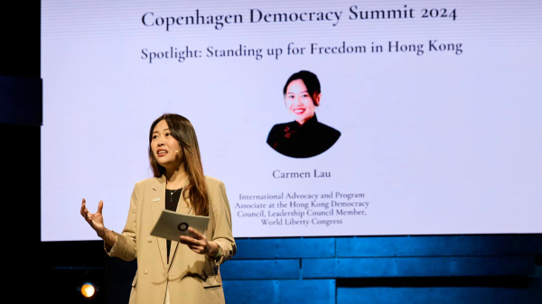流亡英国的香港前区议会刘珈汶获邀出席哥本哈根民主峰会。（刘珈汶FB）