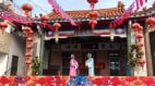 地震前他看到“那些人”背上插着白旗子(组图)