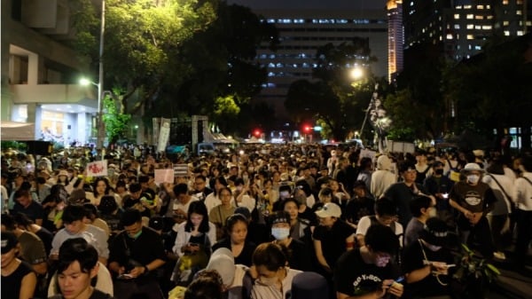  臺灣民眾因國會擴權法案引法的爭抗