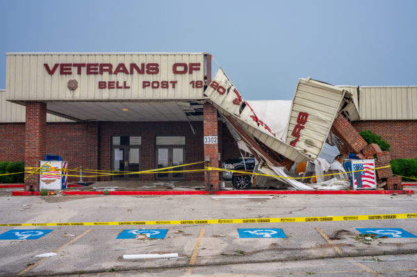 2024年5月23日，一場龍捲風席捲德州坦普爾市，退伍軍人協會設施的外部遭到嚴重破壞。