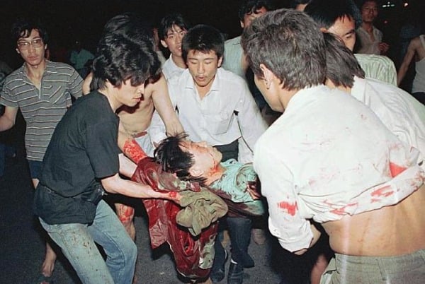 1989年六四事件，图为平民伤亡。（六四档案图）