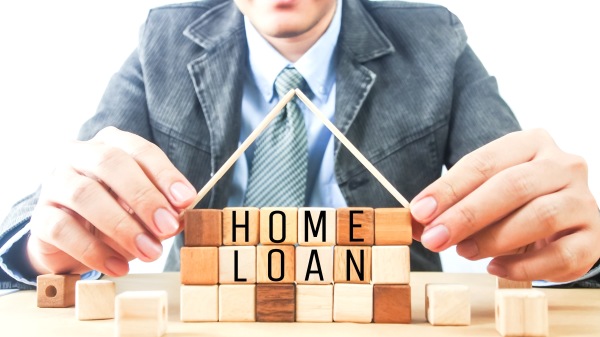 为了帮助购房者更好地了解和规划贷款方案，贷款计算器成为了一个不可或缺的工具。（图片来源：Adobe Stock）