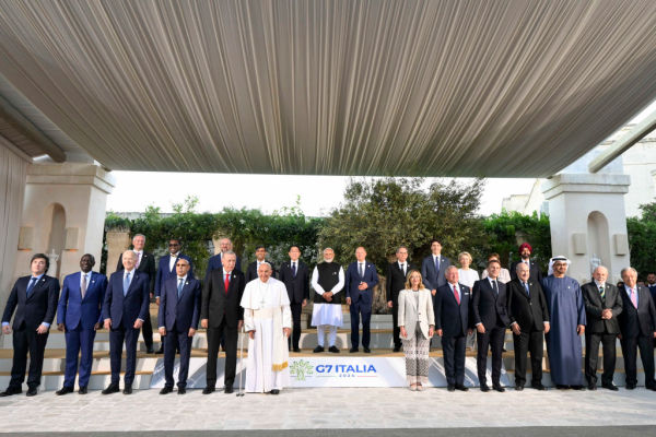 罗马天主教教宗方济各（Pope Francis）6月14日罕见出席G7峰会