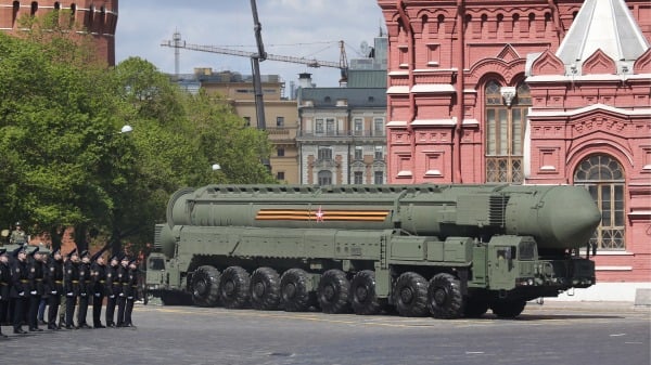 5月5日，俄羅斯RS-24亞爾斯核武導彈綜合體（RS-24 Yars nuclear missile complex，北約名稱：SS-29）出現在莫斯科紅場。