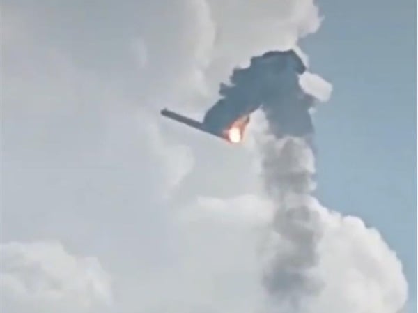 河南鞏義1火箭墜落爆炸視頻流出（公用領域 微博）