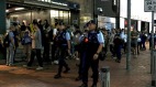 六四35週年港警維園一帶嚴防學者指禁不住悼念燭光遍全球(圖)