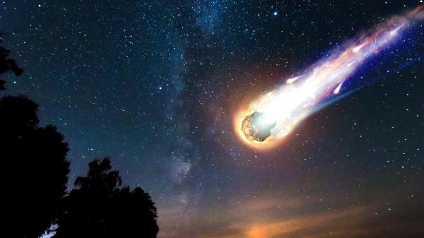超級大隕石在空中解體