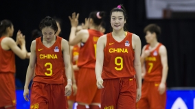 中國女籃奧運首戰吞敗球迷遷怒球評引發罵戰(組圖)