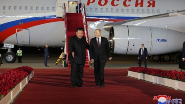 2024年6月18日，俄羅斯總統普京(右)出訪朝鮮，並與朝鮮簽訂《全面戰略夥伴關係條約》。